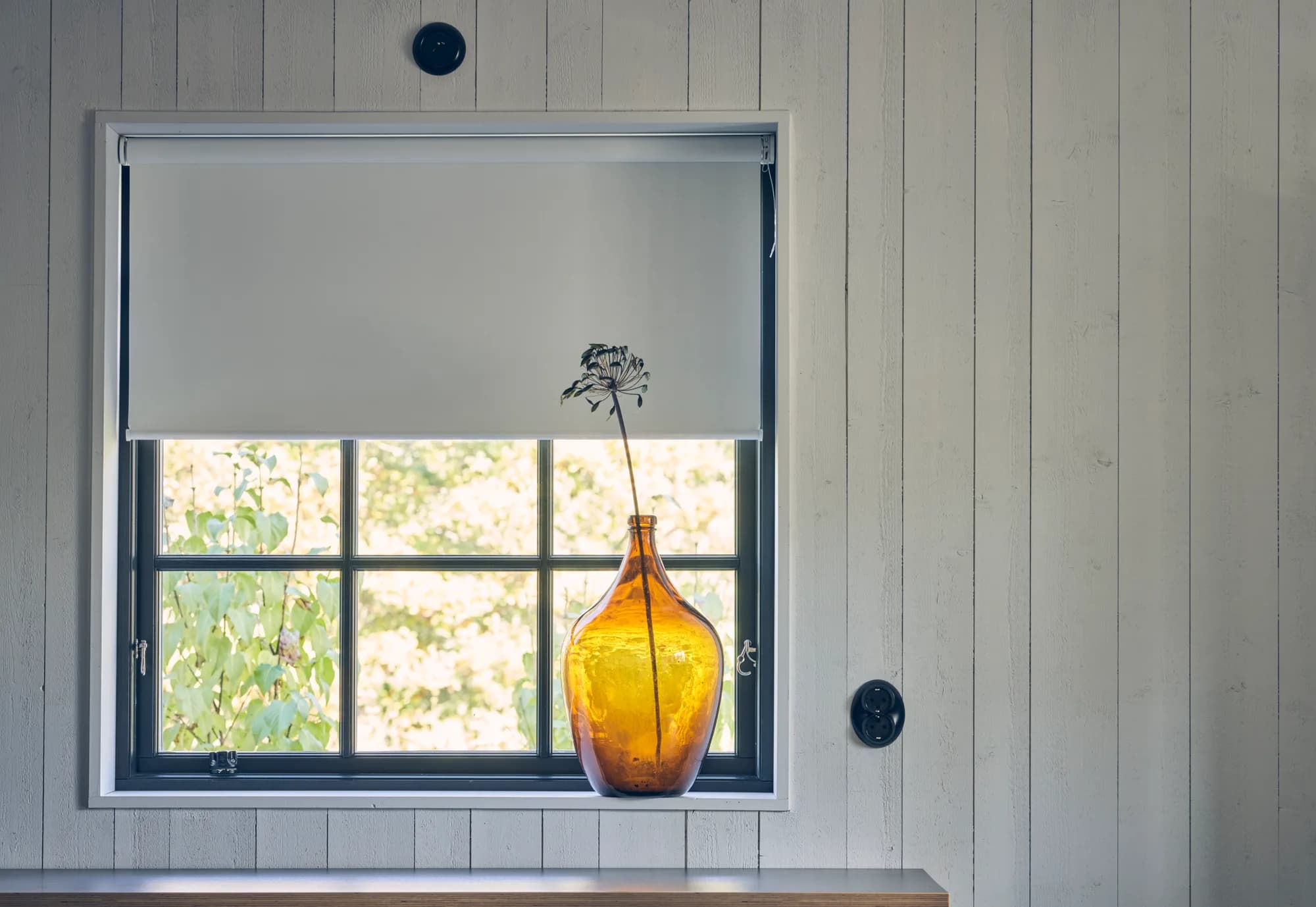 Fönster med solskydd och certifierad montering